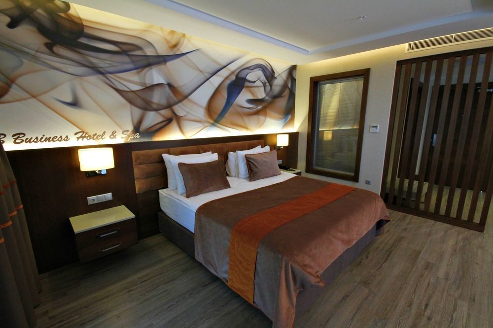 B Business Hotel & Spa Antalya Exterior photo